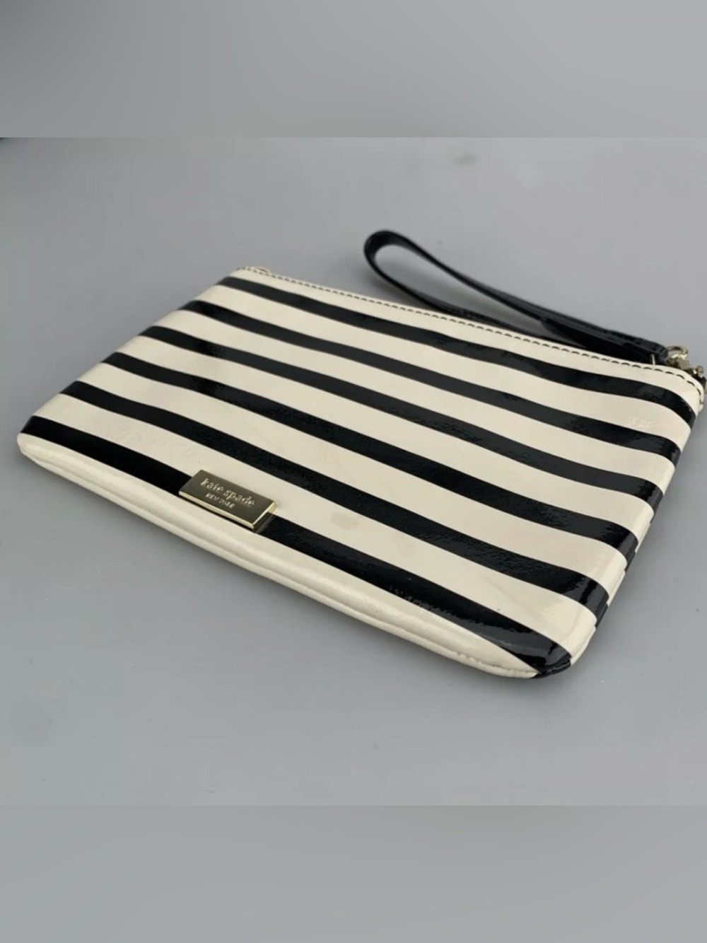 kate spade Lolly Chelsea Park Wristlet - Picture 6 of 7